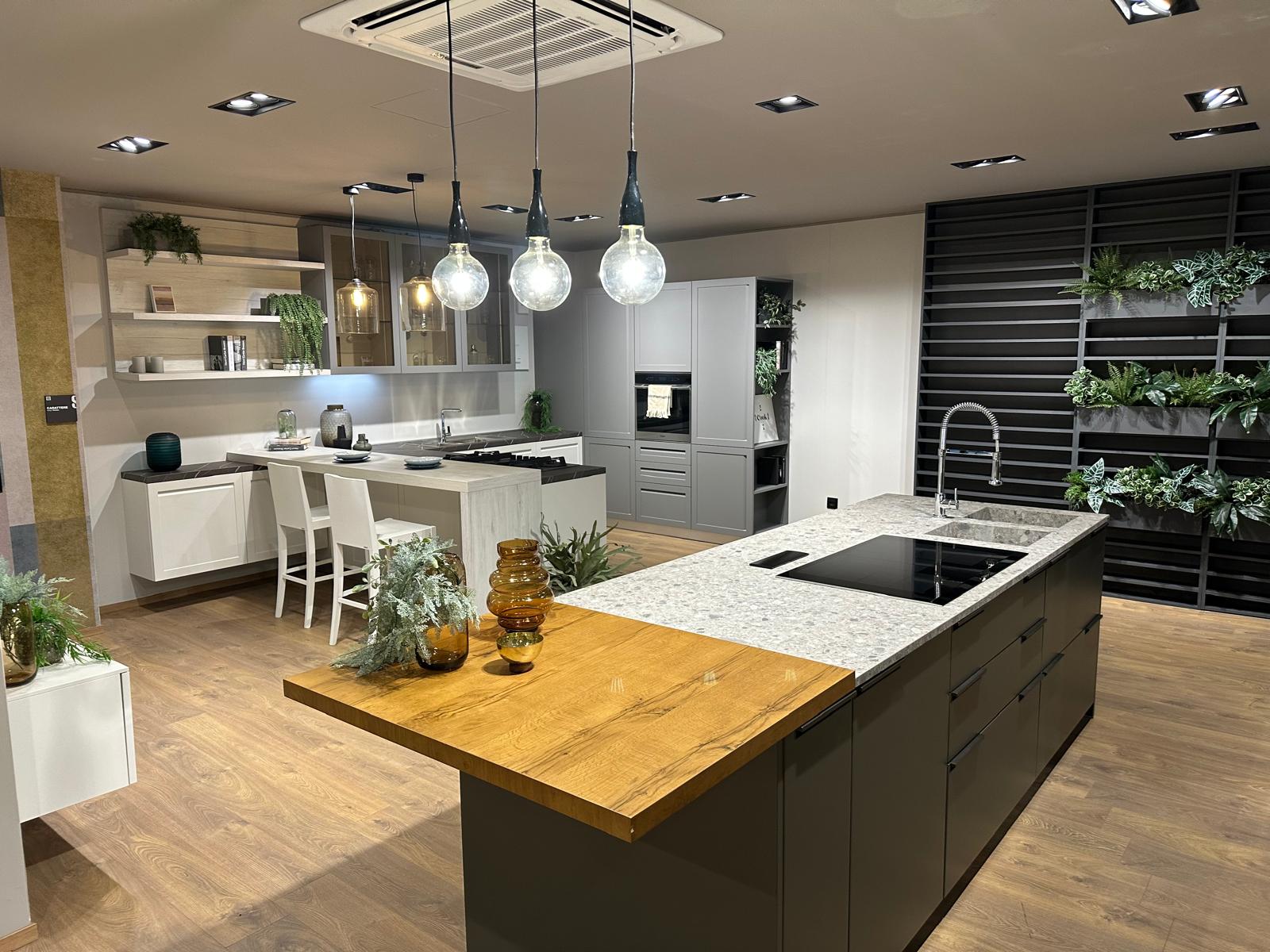 Cucina classica bianca